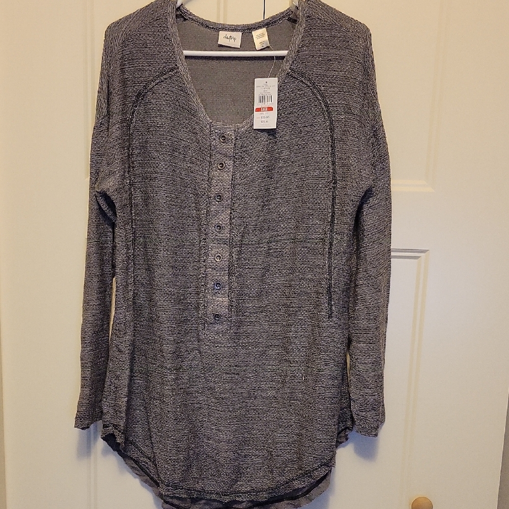 NWT Daytrip Gray Reverse French Terry Henley